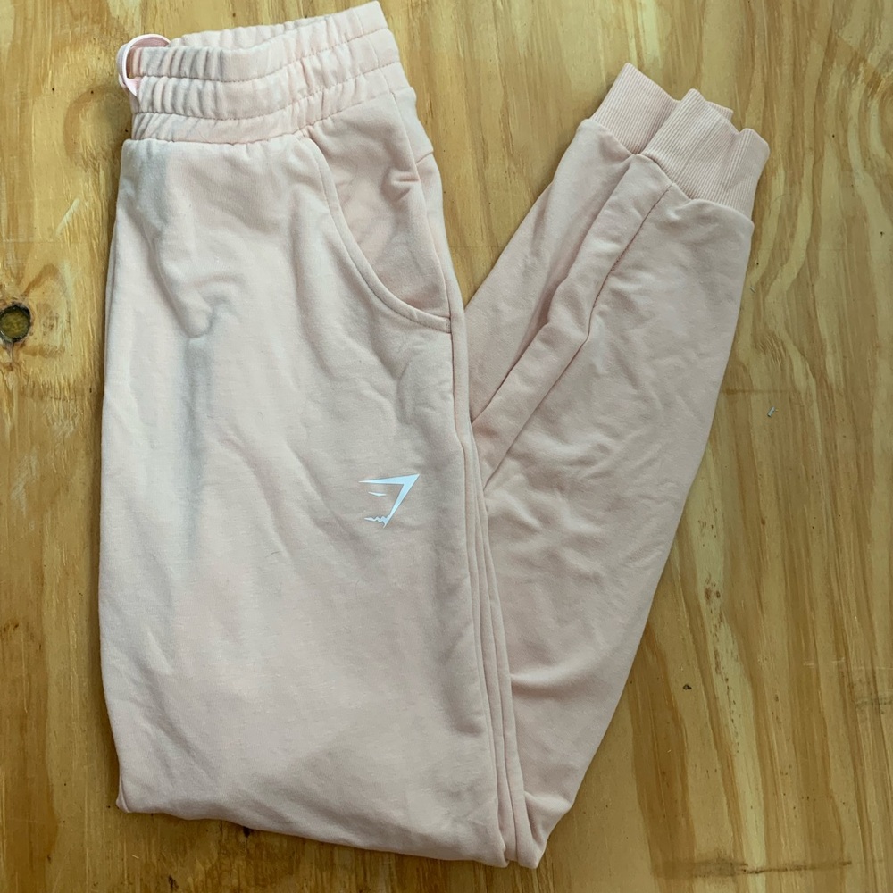 Light pink gymshark joggers